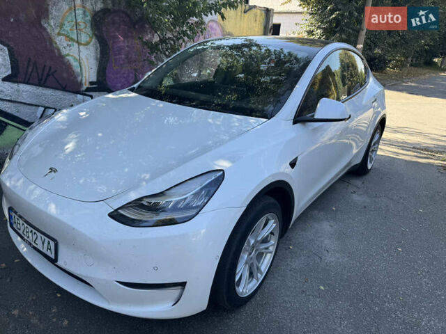 Белый Тесла Model Y, объемом двигателя 0 л и пробегом 90 тыс. км за 27000 $, фото 1 на Automoto.ua