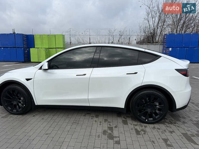 Білий Тесла Model Y, об'ємом двигуна 0 л та пробігом 52 тис. км за 25900 $, фото 3 на Automoto.ua