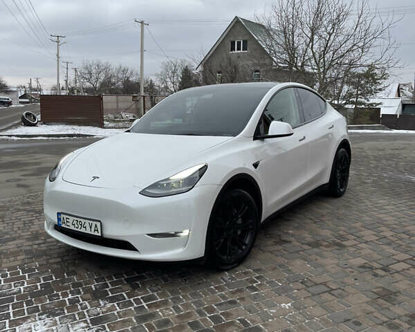 Белый Тесла Model Y, объемом двигателя 0 л и пробегом 56 тыс. км за 35000 $, фото 3 на Automoto.ua