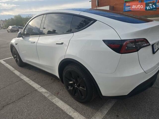 Белый Тесла Model Y, объемом двигателя 0 л и пробегом 38 тыс. км за 28000 $, фото 10 на Automoto.ua