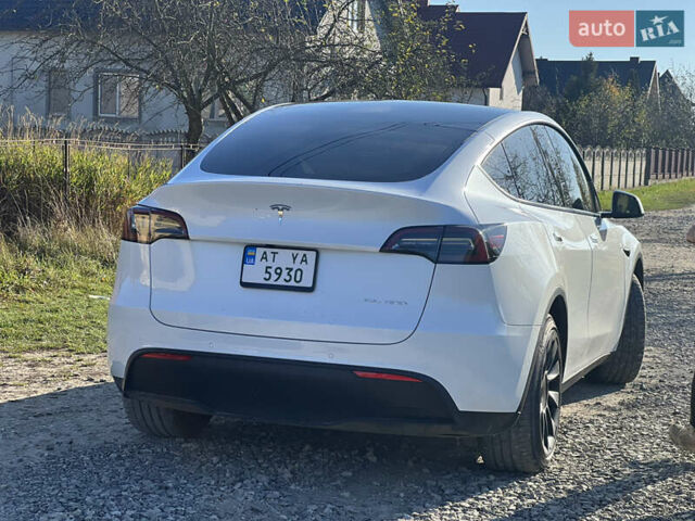 Белый Тесла Model Y, объемом двигателя 0 л и пробегом 69 тыс. км за 25900 $, фото 17 на Automoto.ua