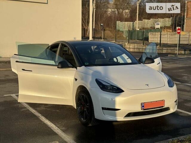 Білий Тесла Model Y, об'ємом двигуна 0 л та пробігом 6 тис. км за 43900 $, фото 14 на Automoto.ua