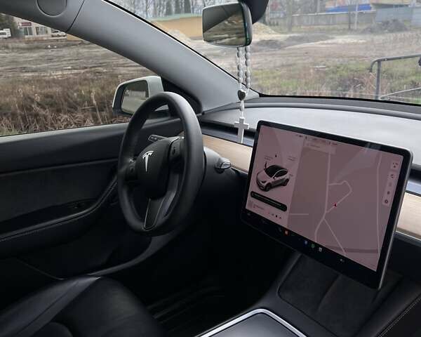 Белый Тесла Model Y, объемом двигателя 0 л и пробегом 66 тыс. км за 23999 $, фото 8 на Automoto.ua