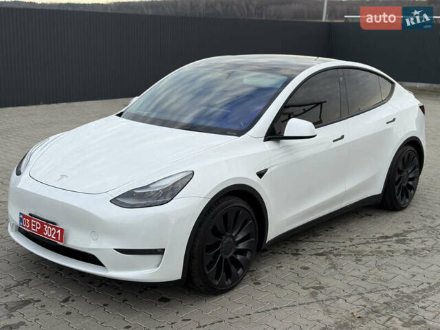 Белый Тесла Model Y, объемом двигателя 0 л и пробегом 59 тыс. км за 28950 $, фото 5 на Automoto.ua