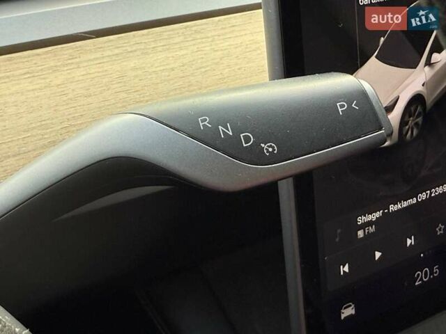 Тесла Model Y 2022 в Ровно на Automoto.ua Белый Тесла Model Y, объемом двигателя 0 л и пробегом 83 тыс. км за 22500 $, фото 35 на Automoto.ua