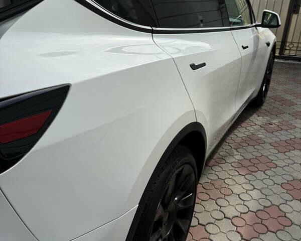 Белый Тесла Model Y, объемом двигателя 0 л и пробегом 45 тыс. км за 26500 $, фото 6 на Automoto.ua