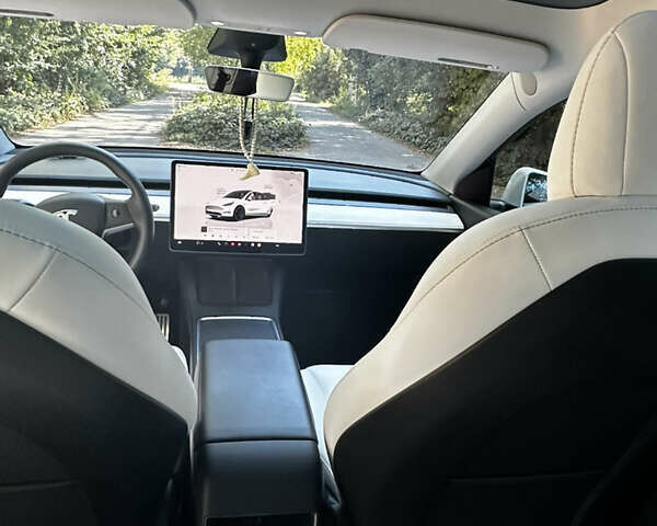 Білий Тесла Model Y, об'ємом двигуна 0 л та пробігом 38 тис. км за 29700 $, фото 8 на Automoto.ua