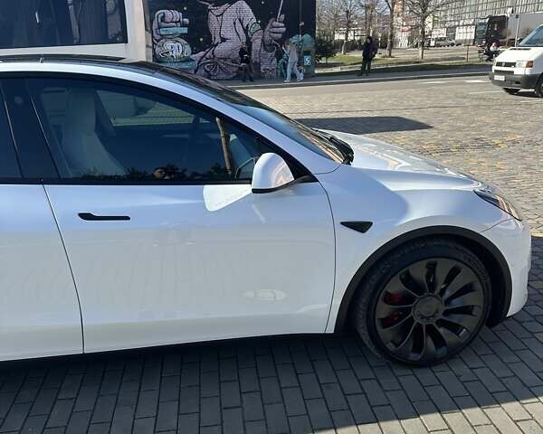 Білий Тесла Model Y, об'ємом двигуна 0 л та пробігом 23 тис. км за 37900 $, фото 8 на Automoto.ua