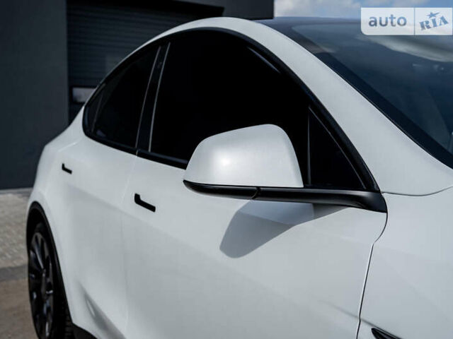 Белый Тесла Model Y, объемом двигателя 0 л и пробегом 10 тыс. км за 27900 $, фото 21 на Automoto.ua
