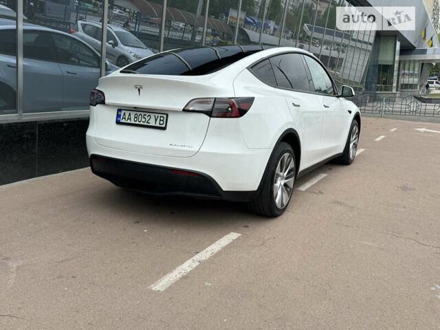 Белый Тесла Model Y, объемом двигателя 0 л и пробегом 6 тыс. км за 38400 $, фото 5 на Automoto.ua