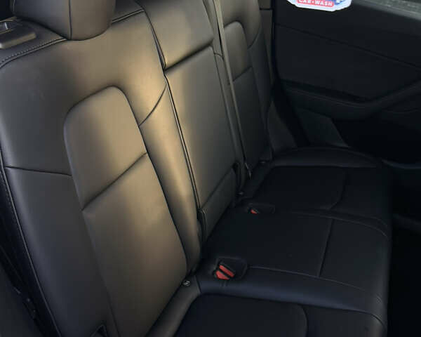 Білий Тесла Model Y, об'ємом двигуна 0 л та пробігом 52 тис. км за 26000 $, фото 11 на Automoto.ua