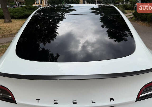 Білий Тесла Model Y, об'ємом двигуна 0 л та пробігом 80 тис. км за 33000 $, фото 11 на Automoto.ua