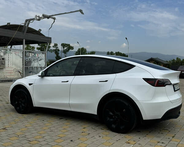 Белый Тесла Model Y, объемом двигателя 0 л и пробегом 91 тыс. км за 29600 $, фото 8 на Automoto.ua