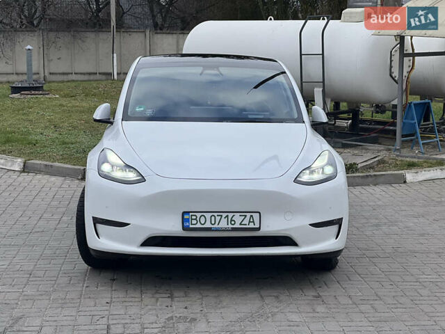 Белый Тесла Model Y, объемом двигателя 0 л и пробегом 79 тыс. км за 29500 $, фото 2 на Automoto.ua