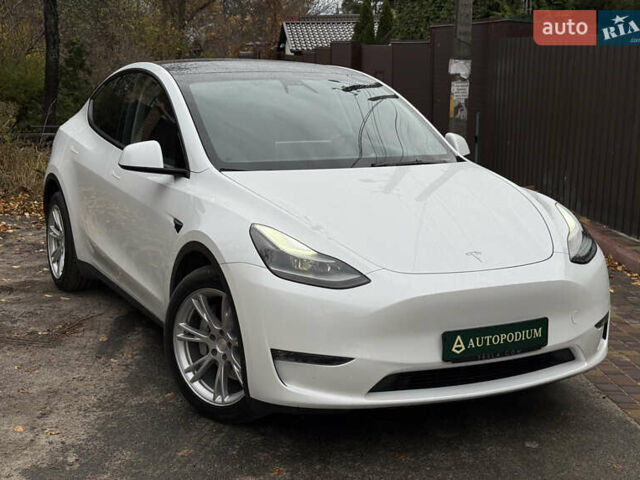 Белый Тесла Model Y, объемом двигателя 0 л и пробегом 53 тыс. км за 36700 $, фото 4 на Automoto.ua