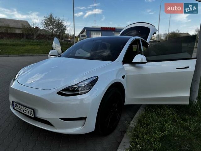 Белый Тесла Model Y, объемом двигателя 0 л и пробегом 59 тыс. км за 28800 $, фото 40 на Automoto.ua