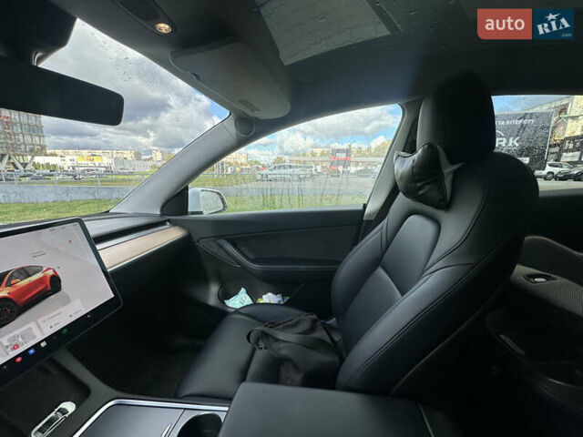 Білий Тесла Model Y, об'ємом двигуна 0 л та пробігом 5 тис. км за 25333 $, фото 14 на Automoto.ua