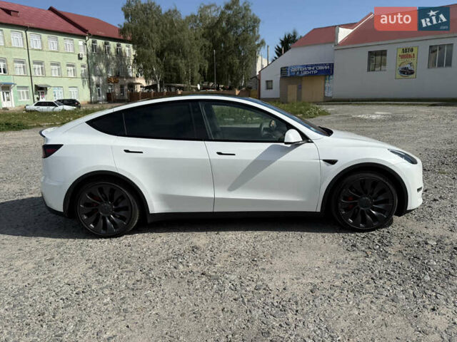 Белый Тесла Model Y, объемом двигателя 0 л и пробегом 57 тыс. км за 31000 $, фото 5 на Automoto.ua