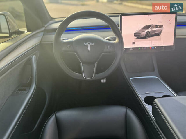 Білий Тесла Model Y, об'ємом двигуна 0 л та пробігом 53 тис. км за 28000 $, фото 15 на Automoto.ua