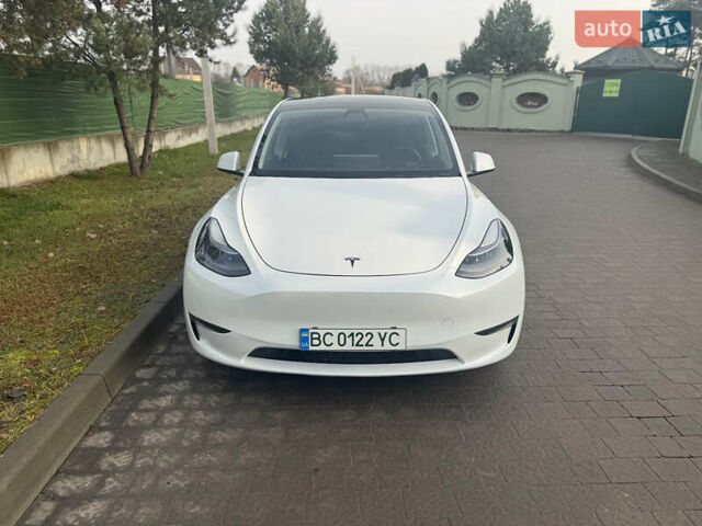 Белый Тесла Model Y, объемом двигателя 0 л и пробегом 86 тыс. км за 24500 $, фото 1 на Automoto.ua