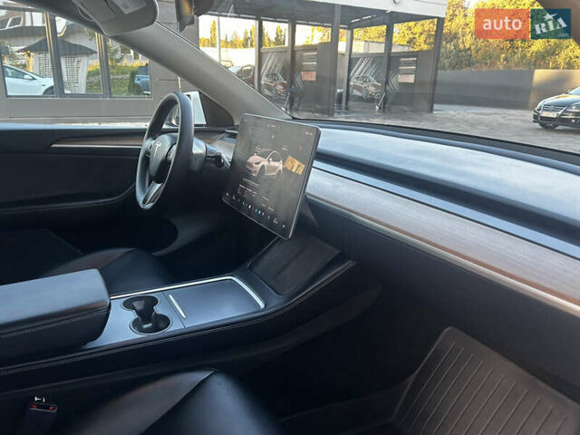 Тесла Model Y 2022 в Тернополе на Automoto.ua Белый Тесла Model Y, объемом двигателя 0 л и пробегом 52 тыс. км за 27300 $, фото 14 на Automoto.ua