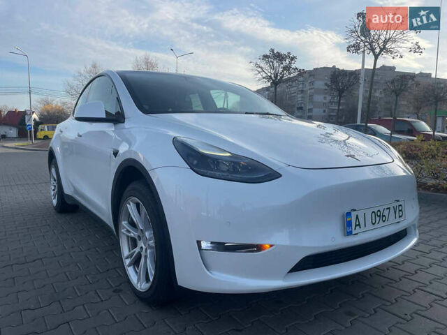 Білий Тесла Model Y, об'ємом двигуна 0 л та пробігом 60 тис. км за 24900 $, фото 11 на Automoto.ua