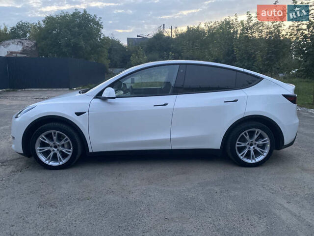 Белый Тесла Model Y, объемом двигателя 0 л и пробегом 58 тыс. км за 24000 $, фото 24 на Automoto.ua