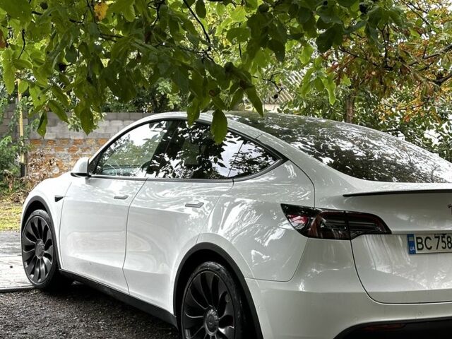 Тесла Model Y 2022 в Одессе на Automoto.ua Белый Тесла Model Y, объемом двигателя 0 л и пробегом 42 тыс. км за 28200 $, фото 6 на Automoto.ua