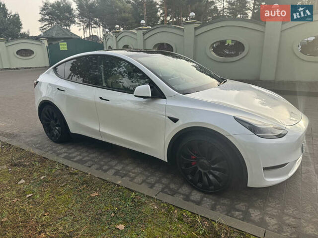Белый Тесла Model Y, объемом двигателя 0 л и пробегом 86 тыс. км за 24500 $, фото 3 на Automoto.ua
