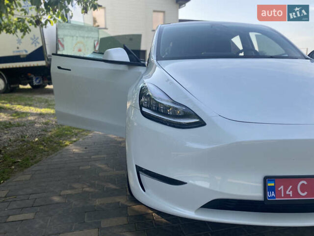 Белый Тесла Model Y, объемом двигателя 0 л и пробегом 58 тыс. км за 24000 $, фото 34 на Automoto.ua