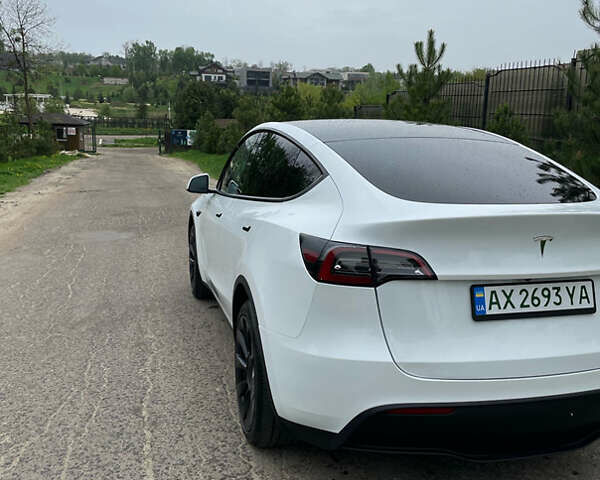 Белый Тесла Model Y, объемом двигателя 0 л и пробегом 5 тыс. км за 36500 $, фото 3 на Automoto.ua