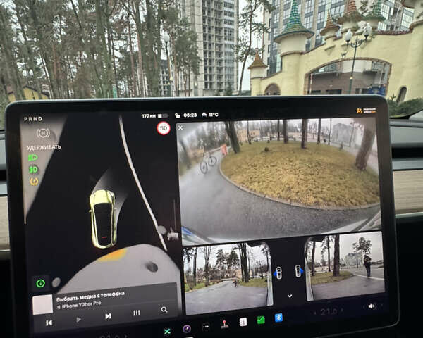 Білий Тесла Model Y, об'ємом двигуна 0 л та пробігом 96 тис. км за 22499 $, фото 17 на Automoto.ua