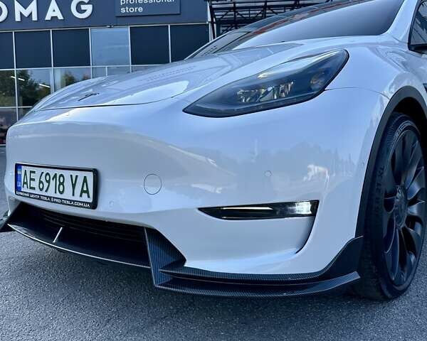 Белый Тесла Model Y, объемом двигателя 0 л и пробегом 39 тыс. км за 28799 $, фото 2 на Automoto.ua