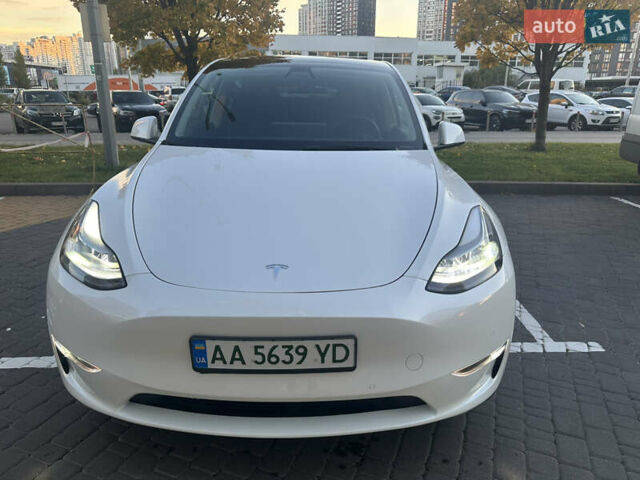 Белый Тесла Model Y, объемом двигателя 0 л и пробегом 80 тыс. км за 31500 $, фото 2 на Automoto.ua
