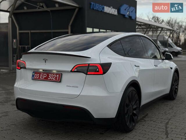 Белый Тесла Model Y, объемом двигателя 0 л и пробегом 59 тыс. км за 28950 $, фото 9 на Automoto.ua