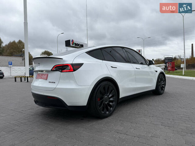 Білий Тесла Model Y, об'ємом двигуна 0 л та пробігом 38 тис. км за 28500 $, фото 8 на Automoto.ua