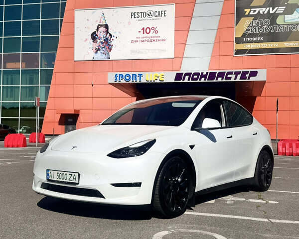 Белый Тесла Model Y, объемом двигателя 0 л и пробегом 44 тыс. км за 43500 $, фото 12 на Automoto.ua