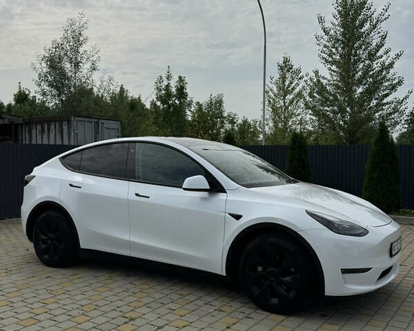 Белый Тесла Model Y, объемом двигателя 0 л и пробегом 91 тыс. км за 29600 $, фото 14 на Automoto.ua
