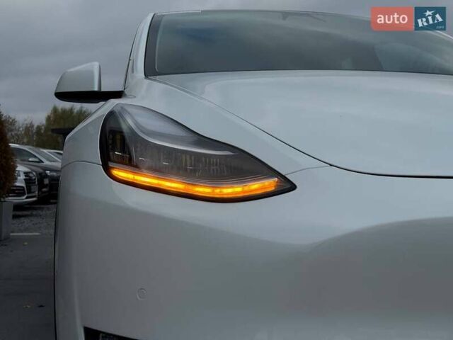 Тесла Model Y 2022 в Ровно на Automoto.ua Белый Тесла Model Y, объемом двигателя 0 л и пробегом 83 тыс. км за 22500 $, фото 6 на Automoto.ua