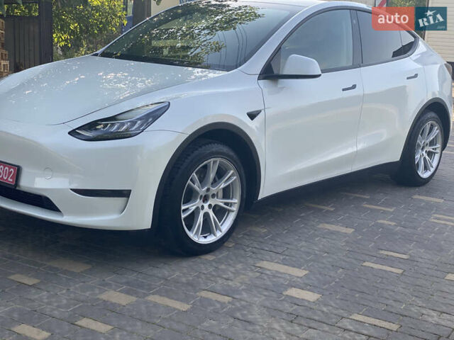 Белый Тесла Model Y, объемом двигателя 0 л и пробегом 58 тыс. км за 24000 $, фото 52 на Automoto.ua