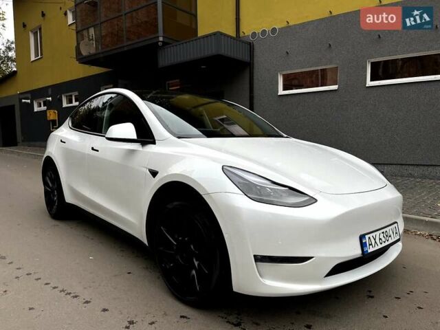 Белый Тесла Model Y, объемом двигателя 0 л и пробегом 34 тыс. км за 31500 $, фото 3 на Automoto.ua