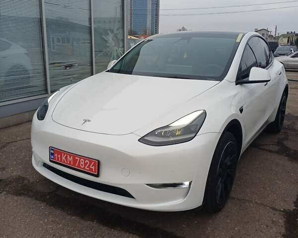 Белый Тесла Model Y, объемом двигателя 0 л и пробегом 54 тыс. км за 30000 $, фото 15 на Automoto.ua