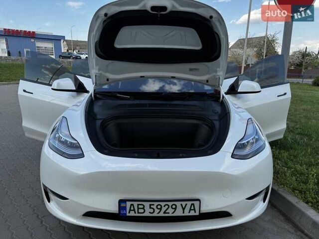 Белый Тесла Model Y, объемом двигателя 0 л и пробегом 59 тыс. км за 28800 $, фото 31 на Automoto.ua