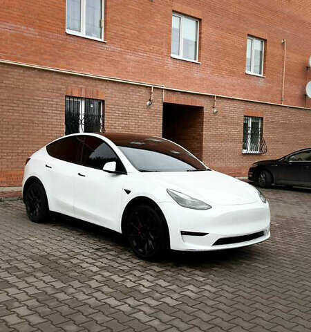 Белый Тесла Model Y, объемом двигателя 0 л и пробегом 20 тыс. км за 22500 $, фото 1 на Automoto.ua
