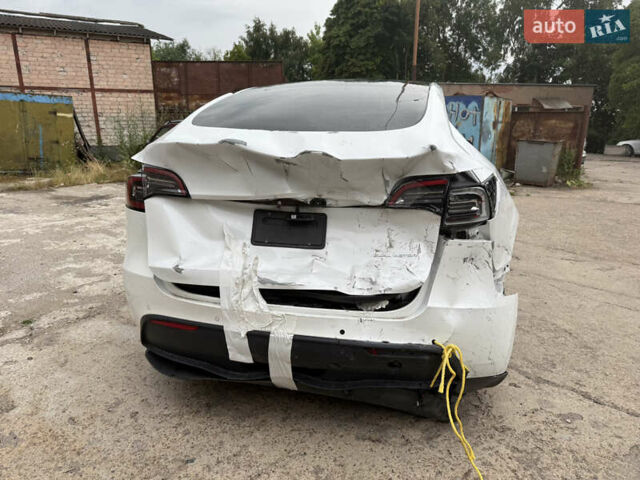 Белый Тесла Model Y, объемом двигателя 0 л и пробегом 36 тыс. км за 15500 $, фото 19 на Automoto.ua