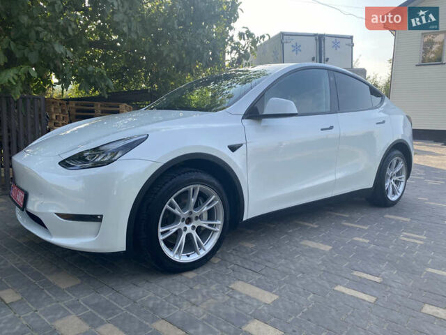 Белый Тесла Model Y, объемом двигателя 0 л и пробегом 58 тыс. км за 24000 $, фото 20 на Automoto.ua
