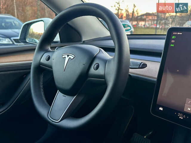 Белый Тесла Model Y, объемом двигателя 0 л и пробегом 31 тыс. км за 38200 $, фото 16 на Automoto.ua