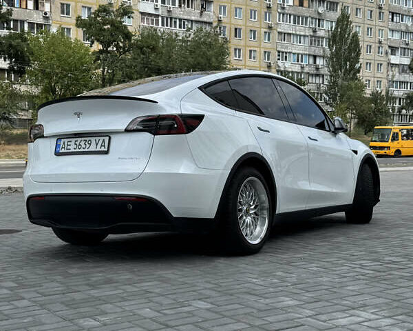 Белый Тесла Model Y, объемом двигателя 0 л и пробегом 80 тыс. км за 26800 $, фото 6 на Automoto.ua