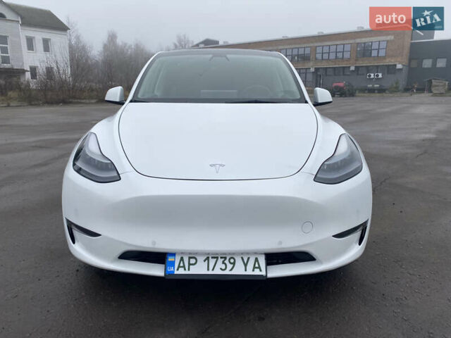 Белый Тесла Model Y, объемом двигателя 0 л и пробегом 58 тыс. км за 29500 $, фото 3 на Automoto.ua