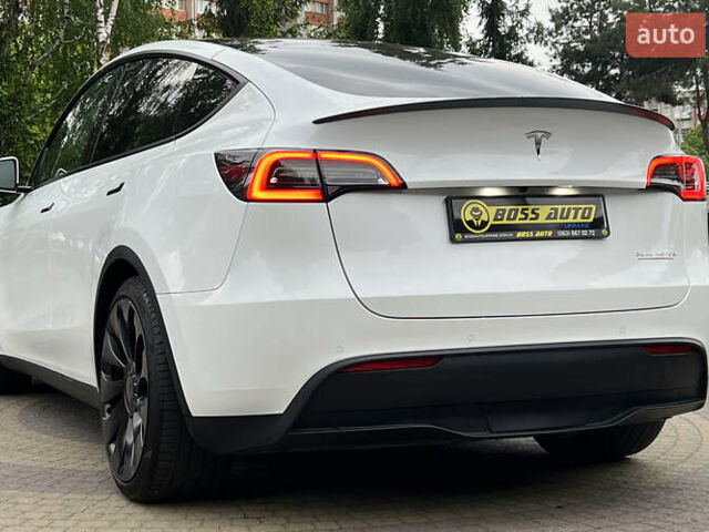 Білий Тесла Model Y, об'ємом двигуна 0 л та пробігом 23 тис. км за 37500 $, фото 4 на Automoto.ua